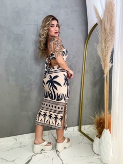 Vestido Midi ( coqueiro fundo claro) - comprar online