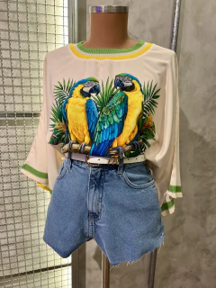 Blusa Araras Tropicais - comprar online