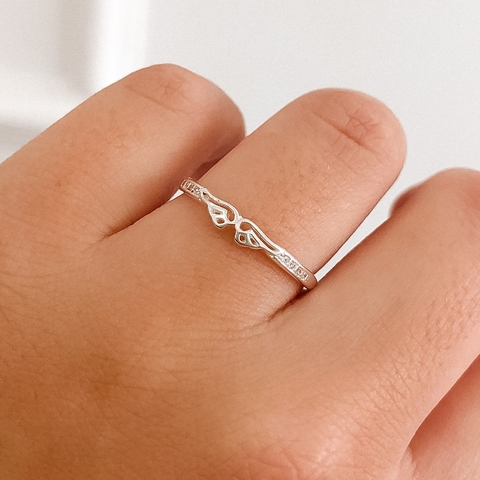 Anel em Prata Asa cravejada