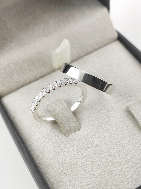 Aliança em Prata 4mm e 2mm + Solitário Clássico - comprar online