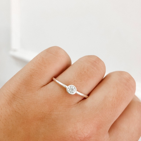 Anel em Prata Solitário redondo