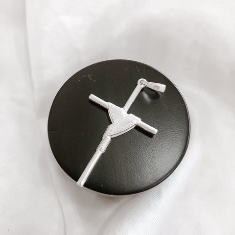 Pingente de prata Cruz com frisos