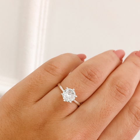 Anel em Prata Solitário pedra alta G