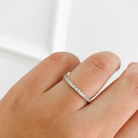 Anel de Prata Meia Aliança