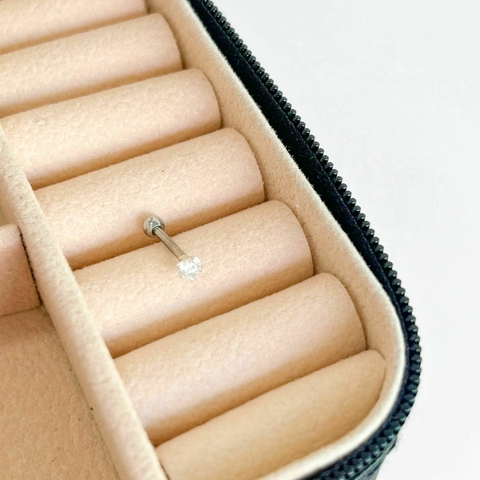 Piercing Ponto de Luz Coração Cartilagem ou Trágusl