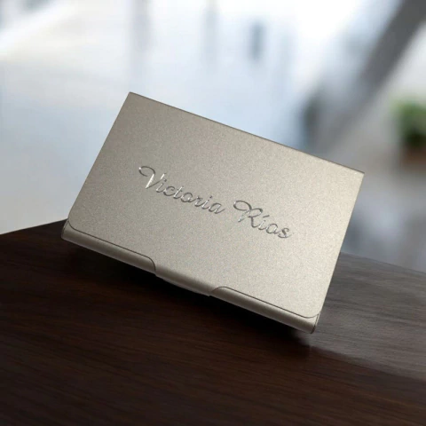 Tarjetero de Metal Satinado - comprar online