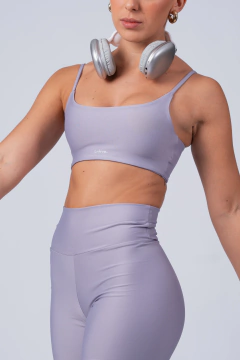 Top Basic Lilás