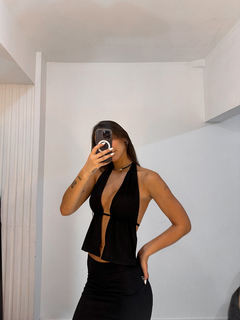 Cropped Frente Única Preto na internet