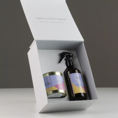 KIT PRESENTE - 1 VELA 200G + 1 HOMESPRAY 250ML