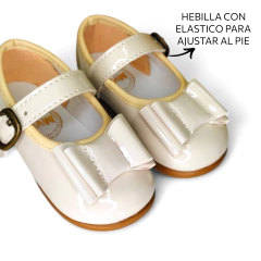 Imagen de Guillermina Queen Natural Charol Bebe