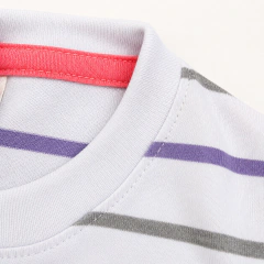 REMERA NIÑA RAYADA DOING - comprar online