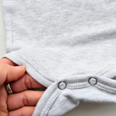 BODY M.L INTERLOCK PIMA GRIS MONKEYS - comprar online