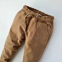 PANTALON CORTE CHINO BEBE GABARDINA CAMEL - comprar online