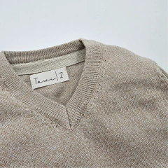 Sweater Mouline Cuello en V Arena - comprar online