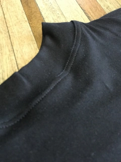 Top polerita soft negro - tienda online