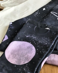 Dúo Top & leggings Sra. Espacial en internet