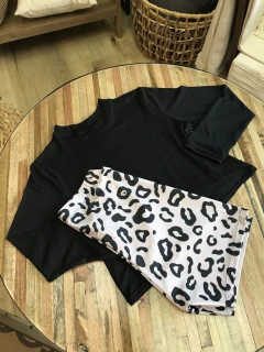 Top polerita soft negro - comprar online