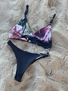 Dúo Top Cómodo y Calzon Reversible FLORA en internet