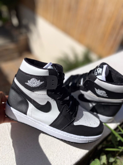 JORDAN HIGH PANDA en internet