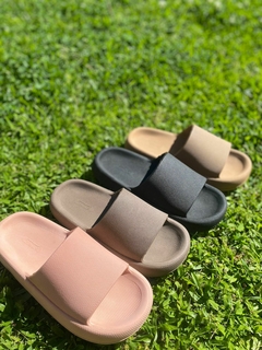 GOMON BEIGE en internet