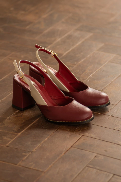Slingback Luiza Marsala e Off White