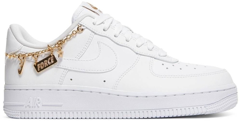 NIKE AIR FORCE 1 07’ LUCKY CHARMS
