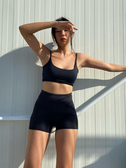 TOP VIC ESSENTIAL