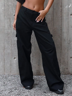 CALÇA CARGO ANITA na internet
