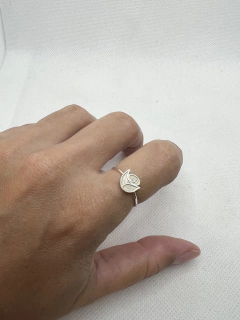 Anel flor tulipa . na internet