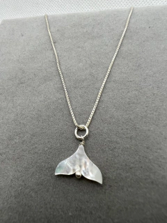 Colar 45 cm cauda em madrepérola P. - comprar online