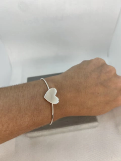 Bracelete coração chapa M ajustável.