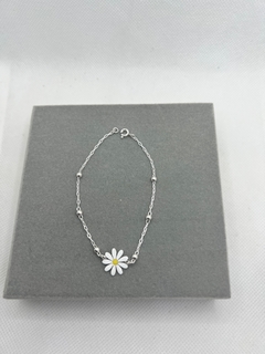 Pulseira margarida em resina . - comprar online