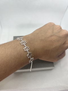 Pulseira flor de Lótus. - comprar online