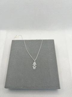 Colar 45 cm com pingente filha . - comprar online