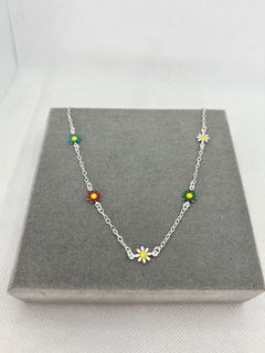 Choker margaridas coloridas .