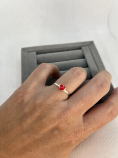 Anel coração vermelho mod 2 .