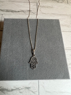 Colar mão de Fátima ou Hamsa envelhecido G.