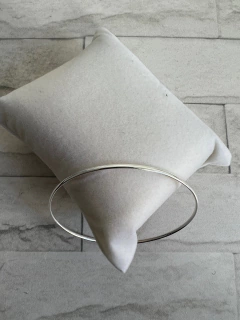 Pulseira rígida sem abertura. - comprar online