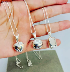 Colar 45 cm Relicário de coração. na internet