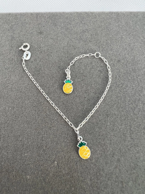 Pulseira de bebê abacaxi.