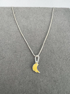 Colar 40 cm banana .