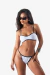 Less Bikini Taylor en internet