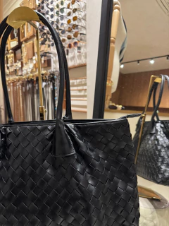 Bolsa Constance na internet