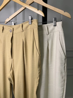 Calça Amanda na internet