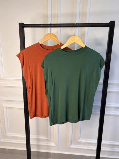 Regata Camila na internet