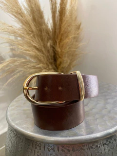 Cinto Laisla na internet