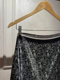 Lenço Jay na internet