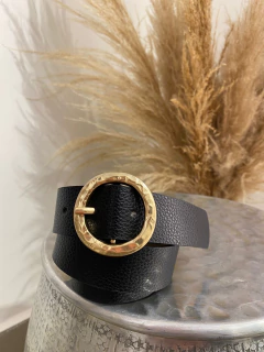 Cinto Ludmila na internet