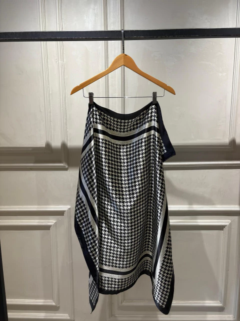 Lenço Pied De Poule - comprar online