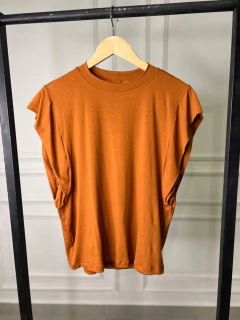 Regata Camila na internet